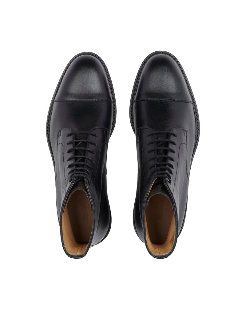 Black shoelace boots ORSAY