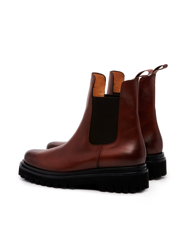 Brown sport boots OYES 