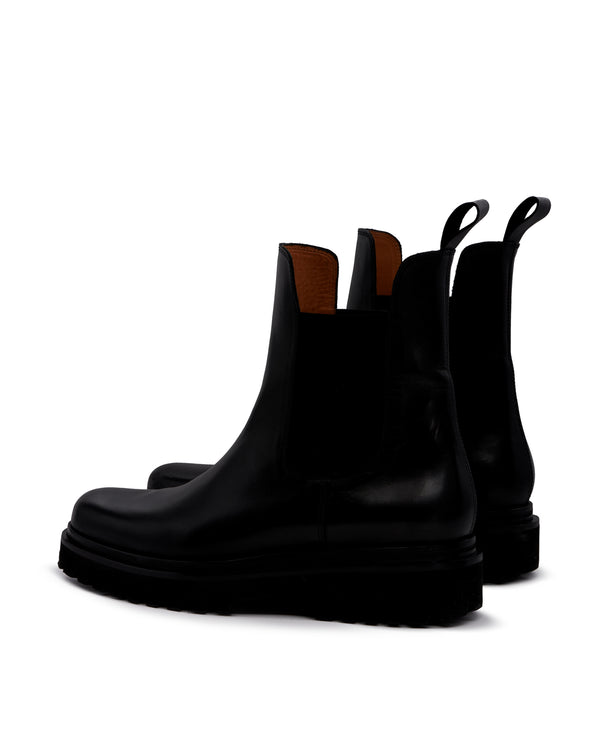 Black sport boots OYES